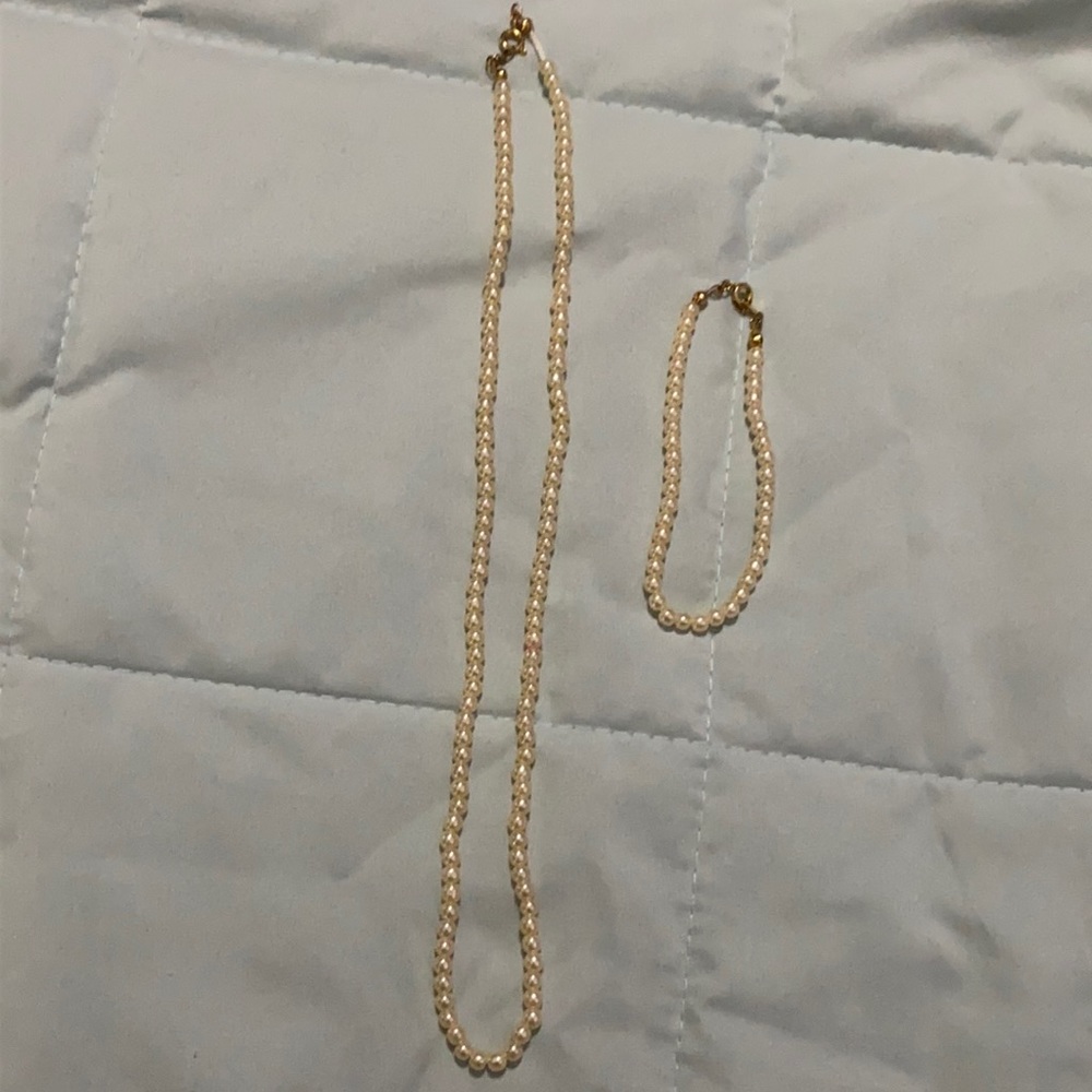 Costume Pearls Necklace and Bracelet